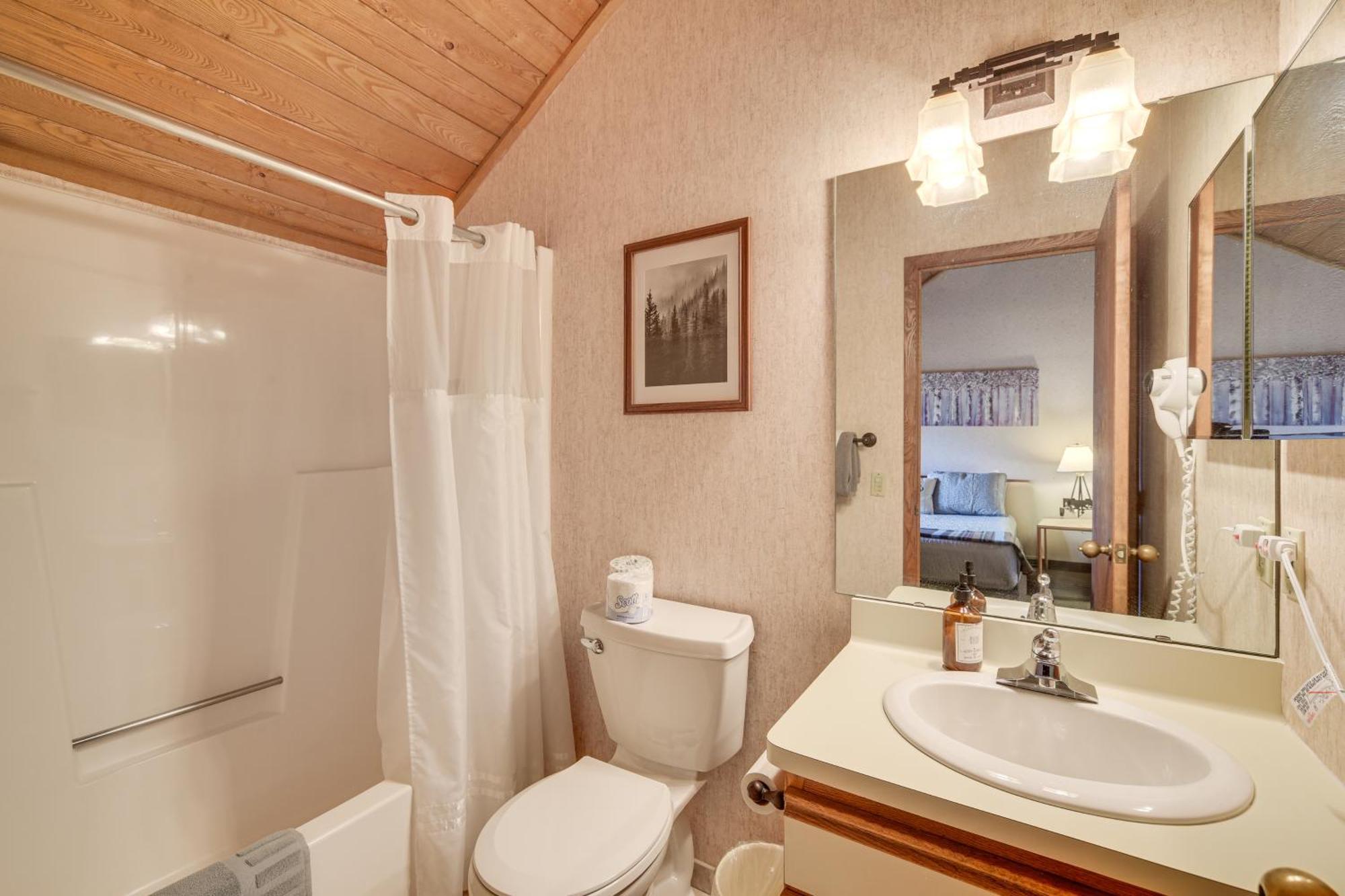 Cozy Alpine Escape Ski-Inandout At Lutsen Mtns Екстер'єр фото